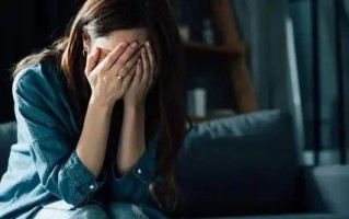 分手后的男人都在想什么？如何处理情感空窗期？