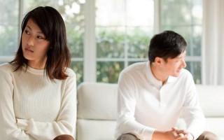 老公出轨了，如何挽救婚姻（从自我调整、沟通修复到信任重建）