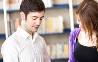 老公出轨了要离婚怎么挽回？有效挽回婚姻的策略有哪些？