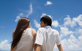 如何挽回疲惫的爱情（用爱和耐心重燃爱的火焰）