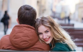 分手后女生如何挽回前男友（15个实用技巧）