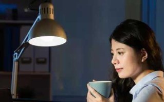 如何改变相亲女孩的心意（掌握关键技巧）