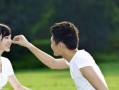 父母反对我们恋爱怎么办？如何挽回男友的心？