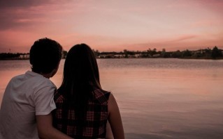 不会与女友相处聊天怎么办？如何改善沟通技巧？