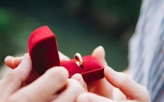 发现丈夫有情人妻子应该怎么办？如何处理婚姻中的不忠行为？