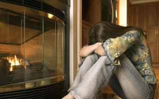 夜听有挽回婚姻故事？如何通过倾听改善夫妻关系？