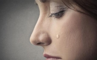 男人性格懦弱怎么办？如何增强自信和决断力？