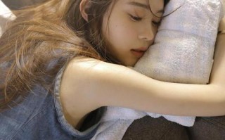如何挽回渣男，成为有钱女人的故事（揭秘富婆挽回渣男的套路）
