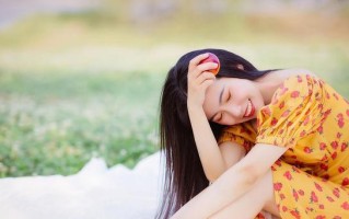 女生暗恋男生的10个表现是什么？如何识别这些微妙的信号？