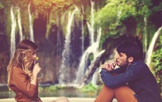 男生怎么哄女朋友开心？实用技巧大揭秘？
