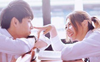如何挽回双子女狮子男的心（用沟通和关爱重燃爱情的火花）