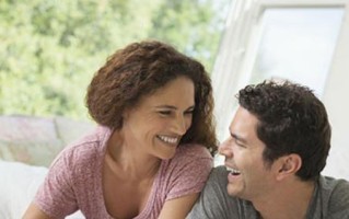 如何挽回婚外情女情人的心（应对被拉黑的情况）