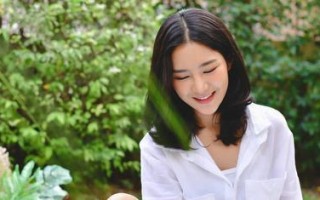 和成熟女人谈恋爱的感受（探索成熟女人的魅力和谈恋爱的挑战）