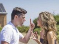 分手后如何挽回爱情（15个有效方法帮你重拾爱情的火焰）