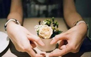 面对男友暧昧行为我该如何应对？无理取闹的指责如何处理？