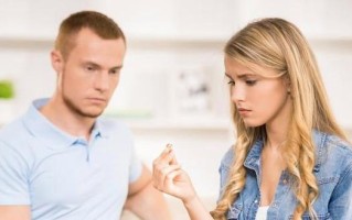 女友想分手怎么办？如何挽回感情并重建信任？