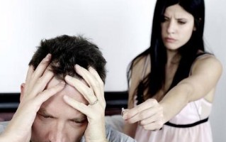 爱上已婚男士合适吗？如何处理这种情感困境？