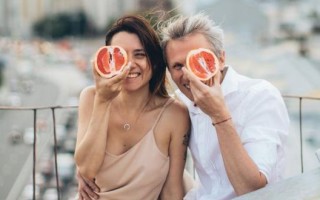 分手后搞暧昧是什么心理？如何处理这种关系？