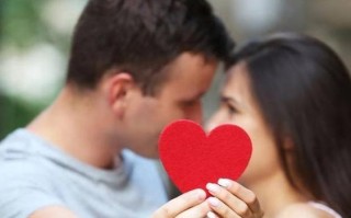 夫妻之间做好哪三件事才能保证婚姻健康发展？