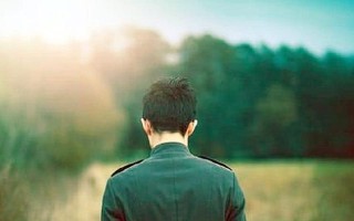 如何让对方回心转意面对婚外情（15个有效方法帮你挽回爱情）