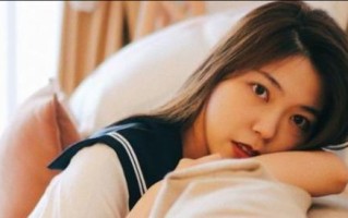没话题怎么跟女人聊天（如何打破沉默尴尬局面）