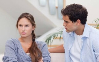 出轨的男人真的爱小三吗？如何判断他的感情真伪？