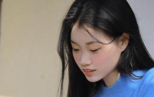 自卑内向男生如何挽回（从自我成长、勇敢表白到积极争取）