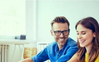 分手后男友仍暧昧但拒绝复合是什么心理？