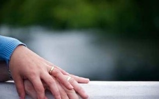 挽回爱情，重拾幸福（15个有效方法让你重新得到女友的心）