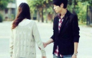 分手后挽回女友的消息怎么发？有效沟通的技巧是什么？