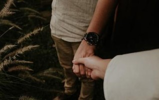 分手后如何态度坚决地挽回爱情？有效方法有哪些？