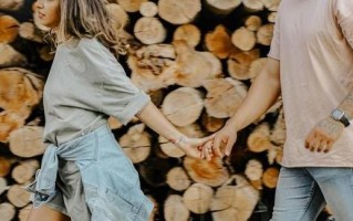 对男朋友太作导致分手该如何挽回？分手后挽回的正确方法是什么？