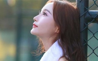 分手后如何通过短信挽回女友的心（重获她的爱）