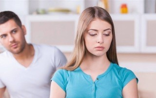 女友提出分手怎么办？如何挽回感情？