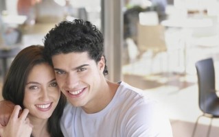 多种原因导致分手后如何成功挽回男友？