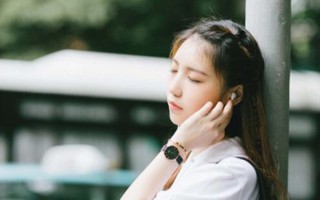 闹分手一个月了的问题在哪里？如何解决感情危机？