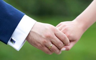 离婚一年后还能挽回婚姻吗？需要哪些步骤和注意事项？