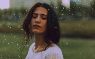 男友坚决要分手怎么办？如何挽回坚决的他？