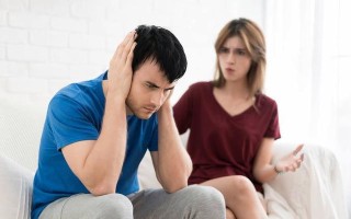 面对闺蜜老公出轨我该怎么办？如何处理这种复杂情况？