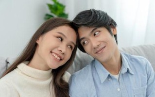 老婆和老公之间绝对不能说的话题（究竟是什么让他们保持缄默）