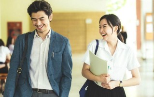 如何面对分手后的无期思念？情感专家解答后会无期的痛苦