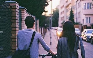 不想和情人分开怎么留住情人的心？有效沟通和理解是关键吗？