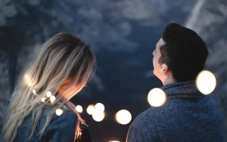 老公出轨了想离婚怎么办？如何处理婚姻危机？