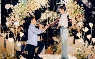 男朋友一直不求婚怎么办？如何巧妙引导他求婚？