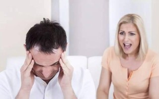 女生如何成功挽回前男友（四招让他回心转意）