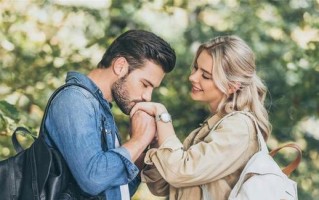 分手后放不下前任怎么办？如何快速走出情感困境？