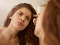 挽回女生的面子之道（如何在不失颜面的情况下赢回她的心）