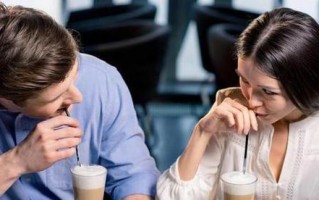 大学生该如何正确处理恋爱？恋爱中的常见问题有哪些解决方法？