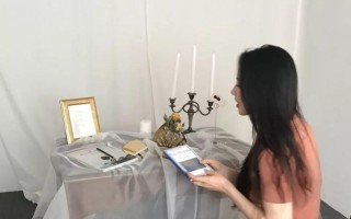 老公劈腿闺蜜怎么办？如何处理这种复杂的情感问题？