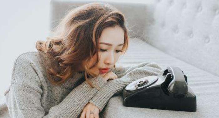 失恋了怎么办？——挽回男友不接电话的15种方法-第1张图片-爱昵情感